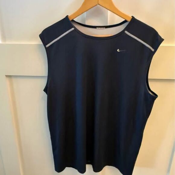 Lot of 6 Men’s Running Athletic Shirts Tanks Nike Under Armour Reebok Size Large - Picture 5 of 9